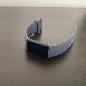 FitBit Charge 4